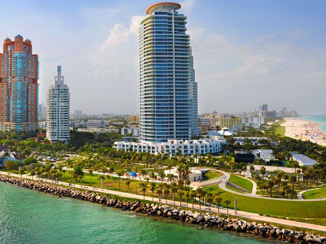 Continuum Condominium — Miami, Florida