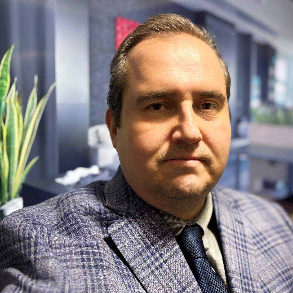 Henry Zapata, Chief Estimator